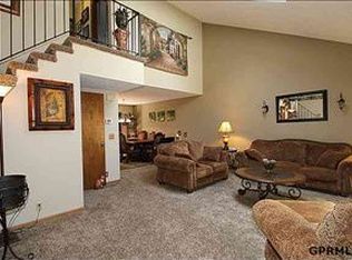 2326 N 120th Avenue Cir, Omaha, NE 68164