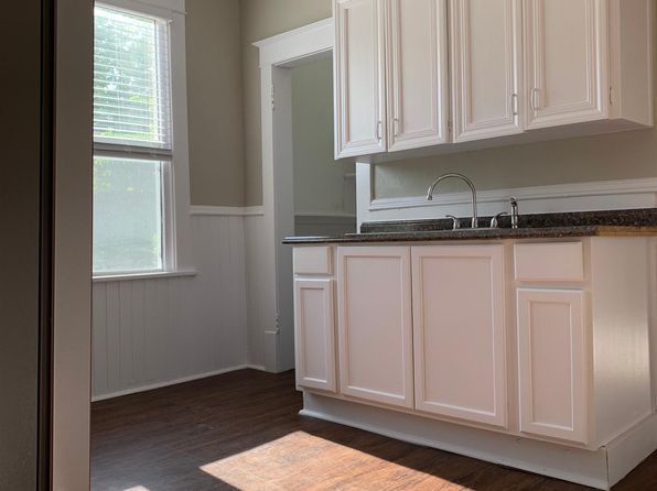 586 Reaney Ave Unit 2