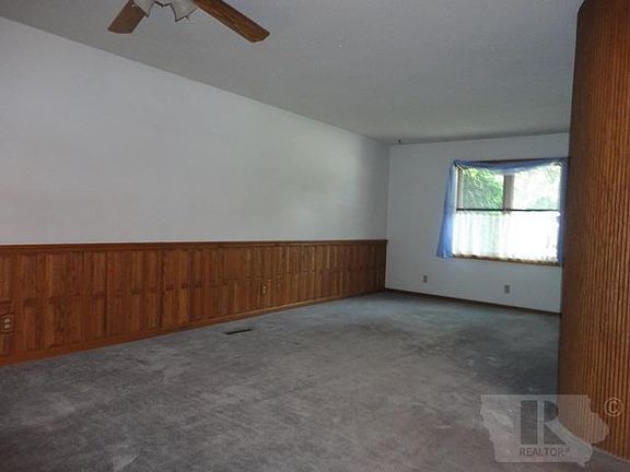 2nd image of 1501 8th Ave W