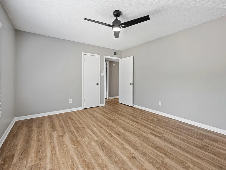 The Kenzie Apartment Homes — Photo 44