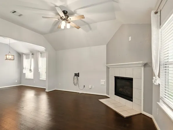 303 Burris Park Dr, Spring, TX 77373