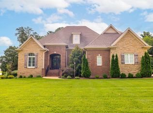 2098 Deerhaven Ln, Paducah, KY 42001