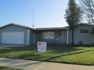 213 E Leland Way, Hanford, CA 93230