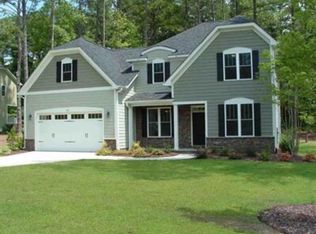 140 Hadley Ct, Southern Pines, NC 28387