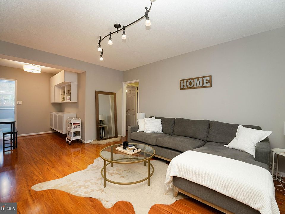 1st image of 4304 N Pershing Dr #43043