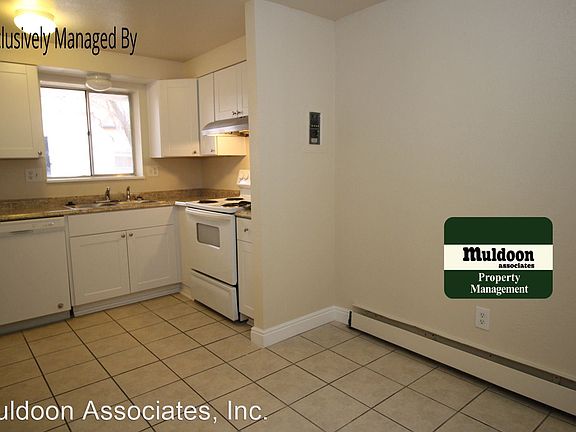 3rd image of 4735 Scenic Cir APT 2