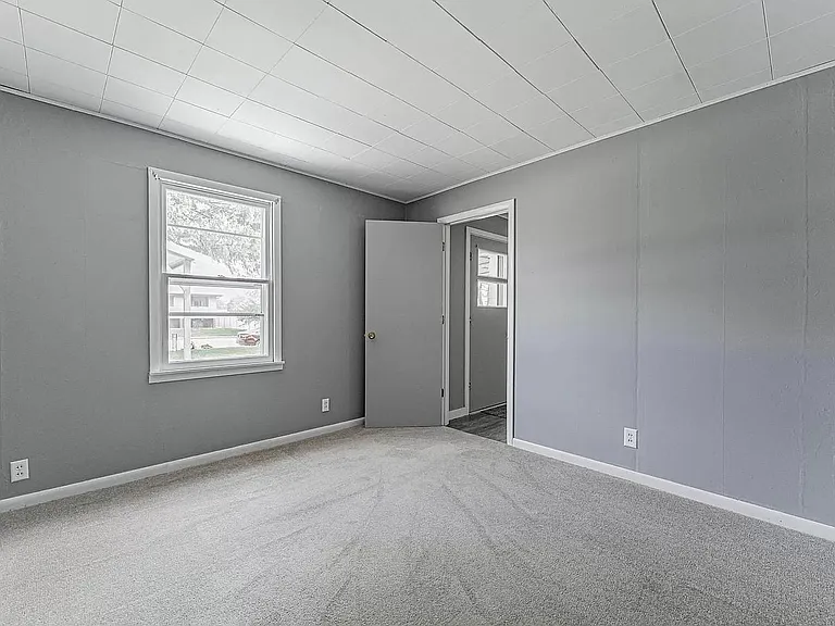 1625 Pulaski St — Photo 12