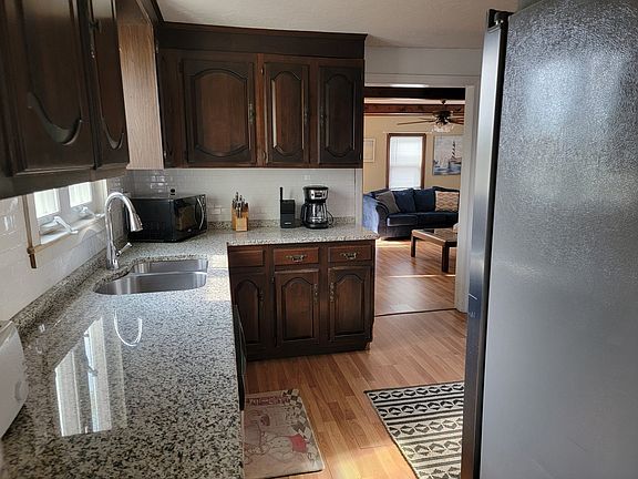 2nd image of 117 Depot St