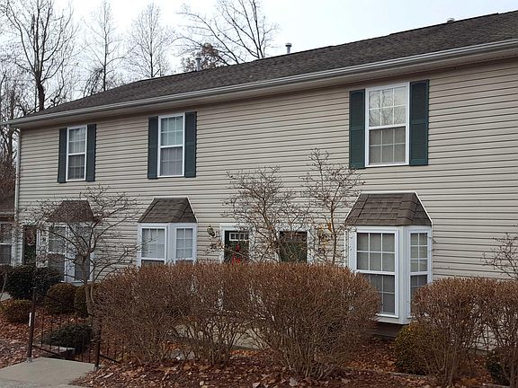3rd image of 55 Grassy Knoll Cir