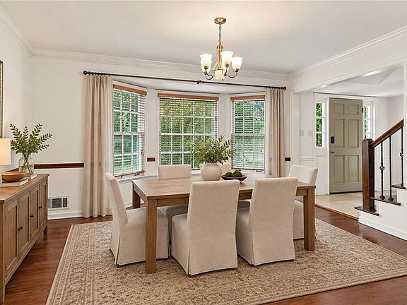 5th image of 5291 Manhasset Cv