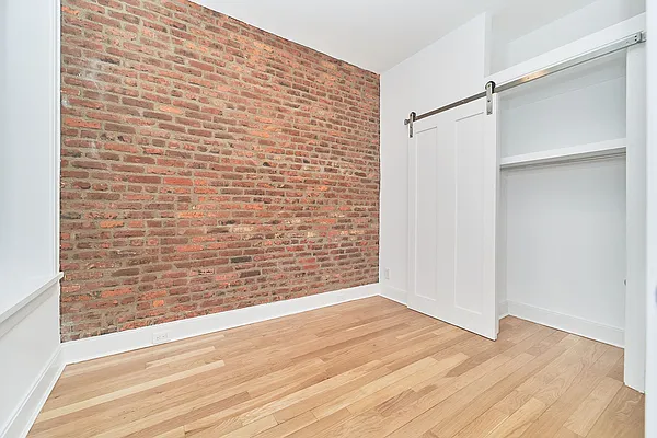 Rented by Living New York | media 22