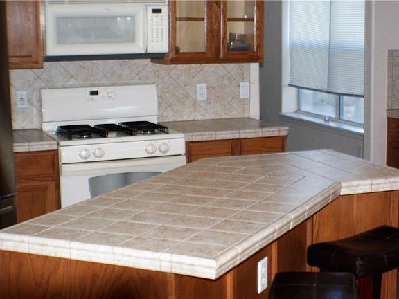 4th image of 12733 Tierra Aurora Dr