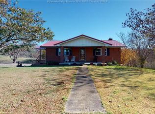 3219 Point Pleasant Rd, Ravenswood, WV 26164