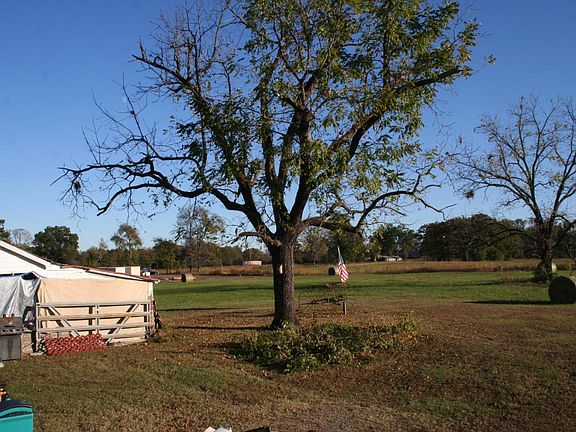 4th image of 13189 W State Highway 155