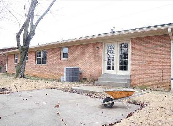 5th image of 8188 Outer Lincoln Ave