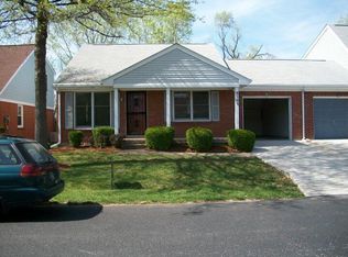 8705 Deer Point Ct, Louisville, KY 40242