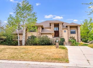 4080 Greens Pl, Longmont, CO 80503