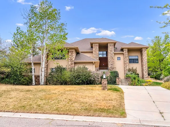 4080 Greens Pl, Longmont, CO 80503