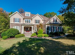 2002 Elcombe Ct, Chapel Hill, NC 27517