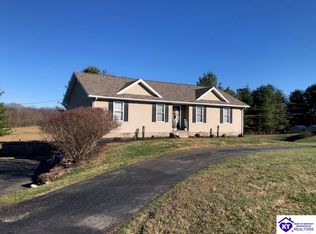 80 Cloverfield Dr, Campbellsville, KY 42718