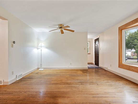 4th image of 152 Bernhardt Dr