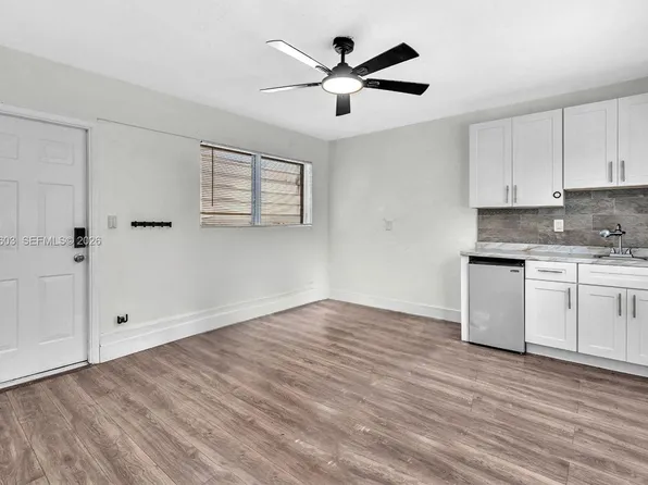 327 NE 55th St, Miami, FL