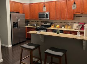 11 Searing Ave, Harrison, NJ