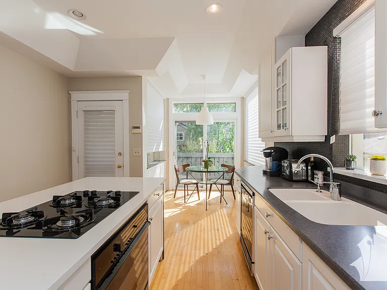 1625 W Hollywood Ave #1 — Photo 18