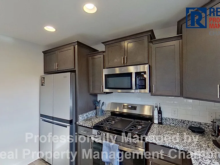 225 Lookout Ln — Photo 9