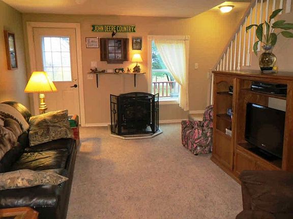 Spacious Living Room