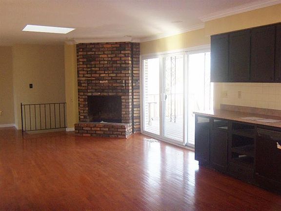 5th image of 6264 Sherman Terrace Dr