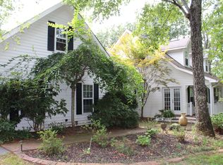 918 Highland Forest Rd, Cleveland, GA 30528