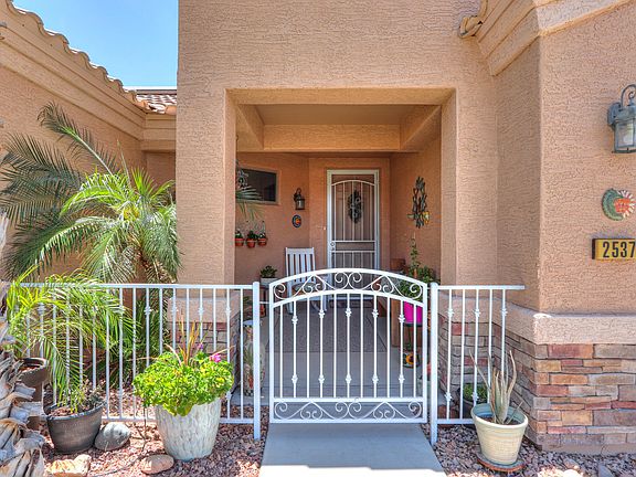 3rd image of 2537 N Franz Ln