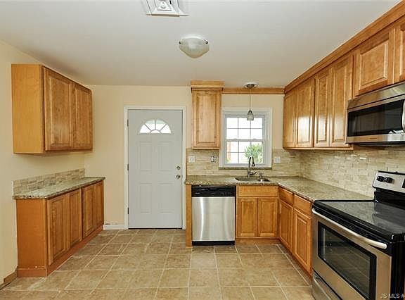5th image of 241B Huntington Dr #100B