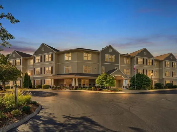 7 Crescent Way Unit 101, Sturbridge, MA 01518