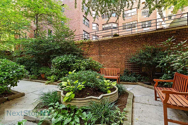 Sold by NextStopNY | media 20