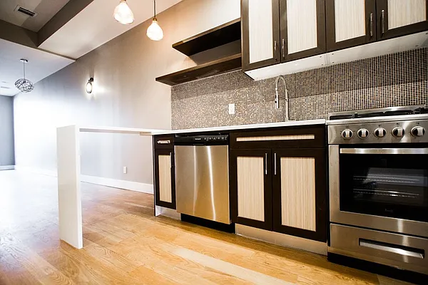 Rented by TheRealEstateCompany.com LLC | media 39