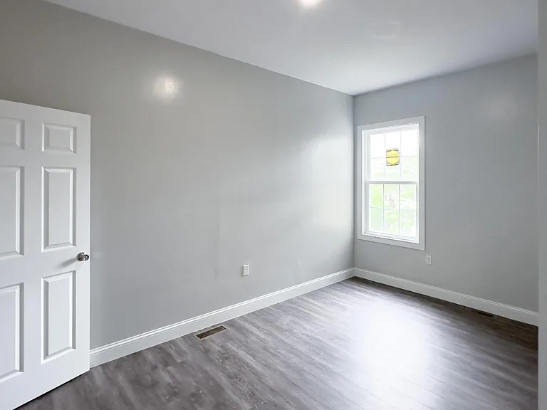 426 W Broad St #1B — Photo 7