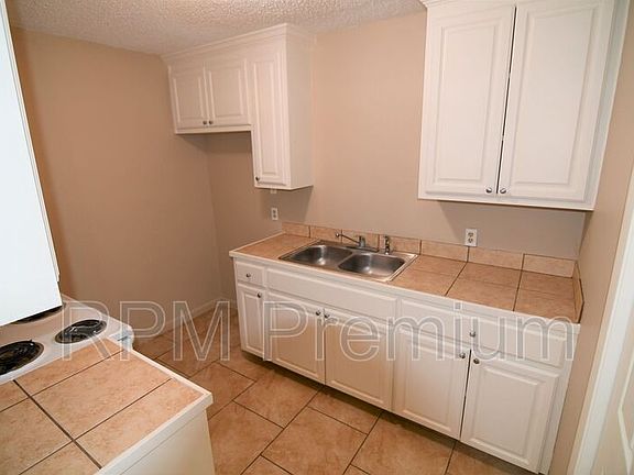 5th image of 1012 Seville Ave Unit 2