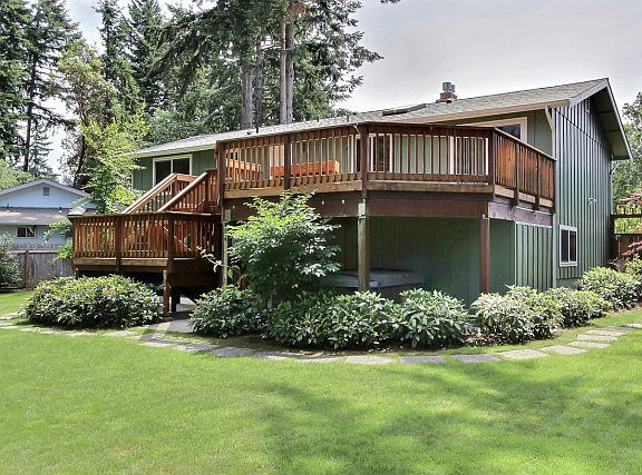 4th image of 5202 96th Avenue Ct W
