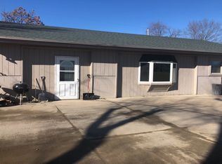16503 Iske Dr, Bellevue, NE 68123