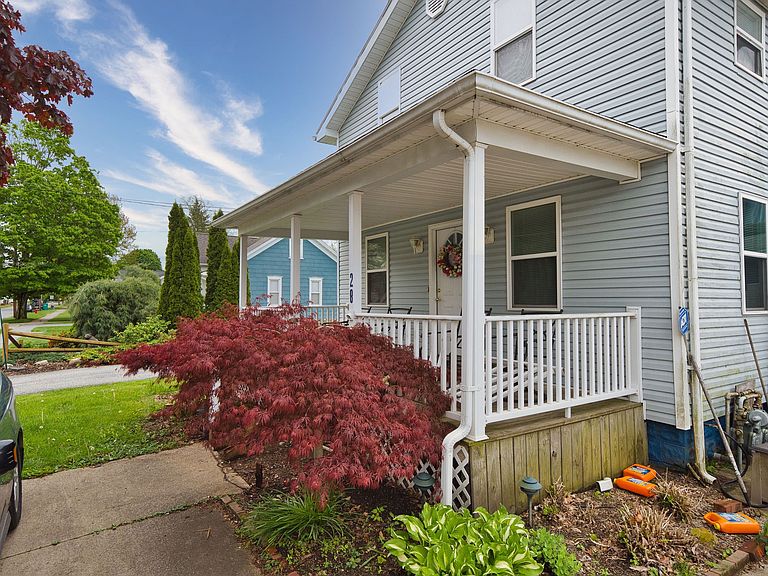 Listing photo 4