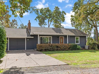 705 E Exeter St, Gladstone, OR, 97027