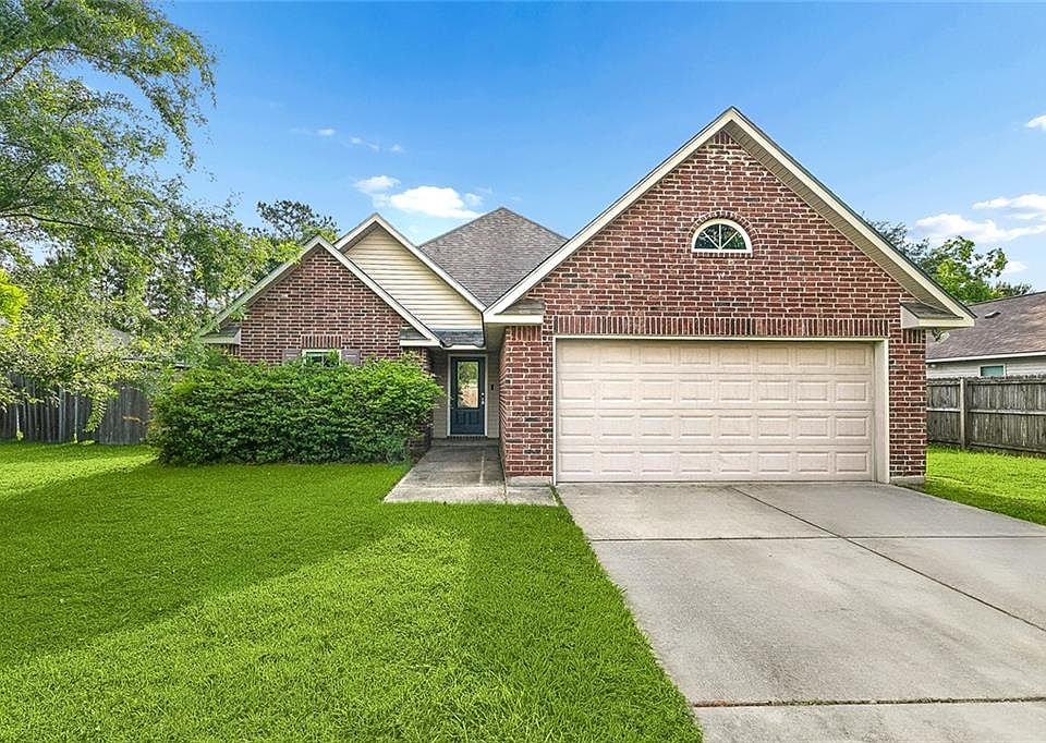 1st image of 41853 Snowball Cir