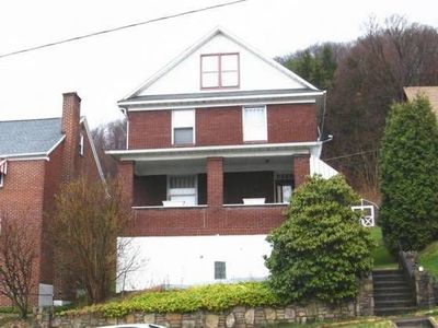 652 Forest Ave, Johnstown, PA, 15902