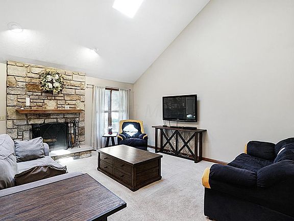 5th image of 265 Olde Mill Dr