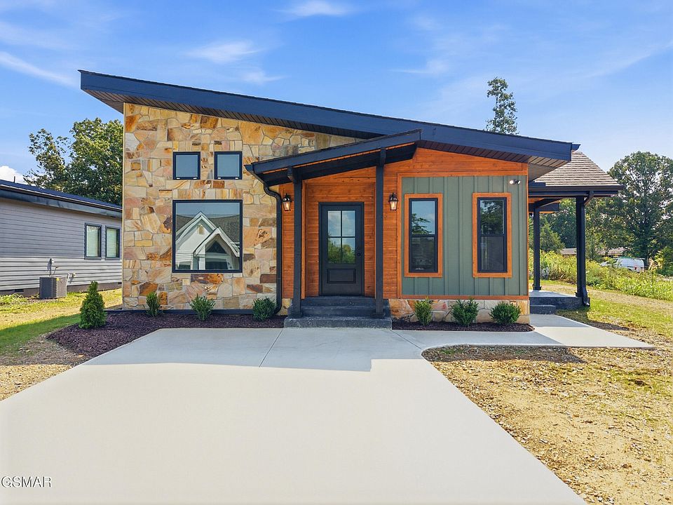 1st image of 203 Granite Dr