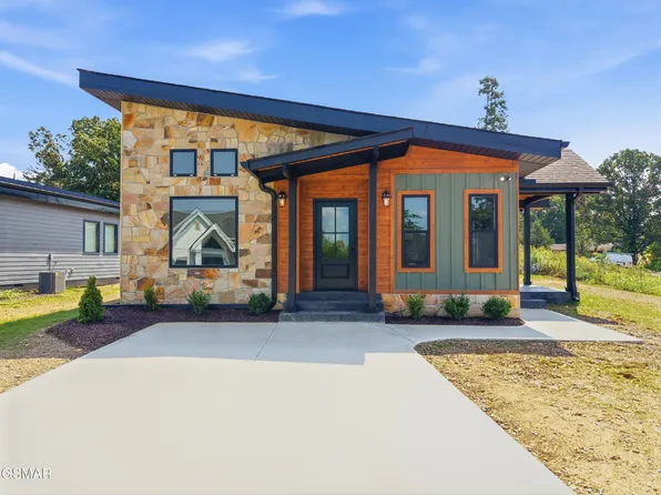 203 Granite Dr, Sevierville, TN 37876