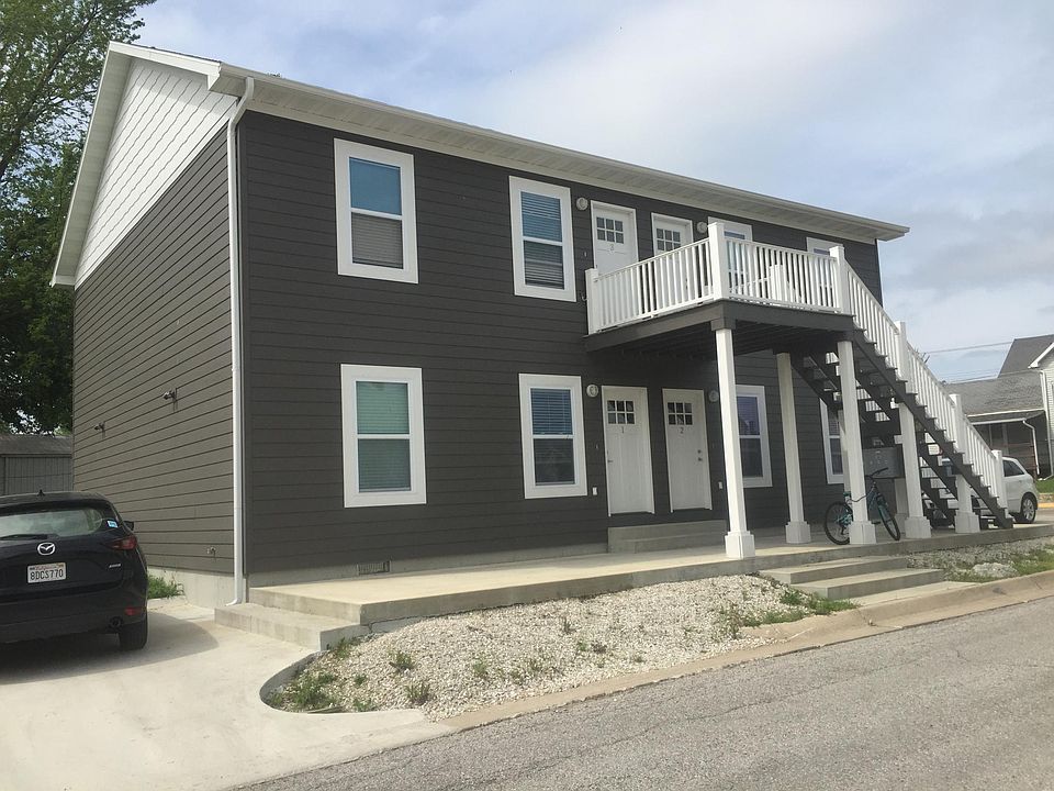 1st image of 701 W Fillmore St