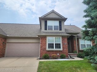 5659 Victory Cir, Sterling Heights, MI 48310